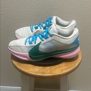 Nike Zoom Freak 5. 5 The Hard Way DX4985-100